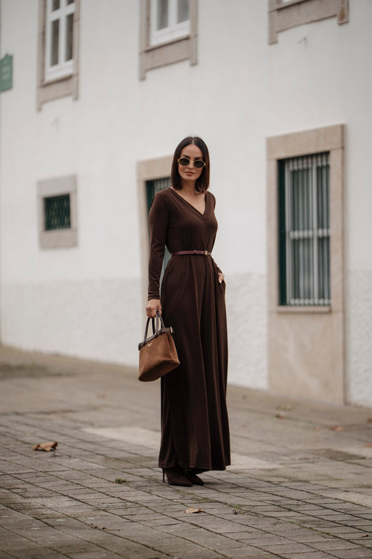 Mono largo de punto marrón