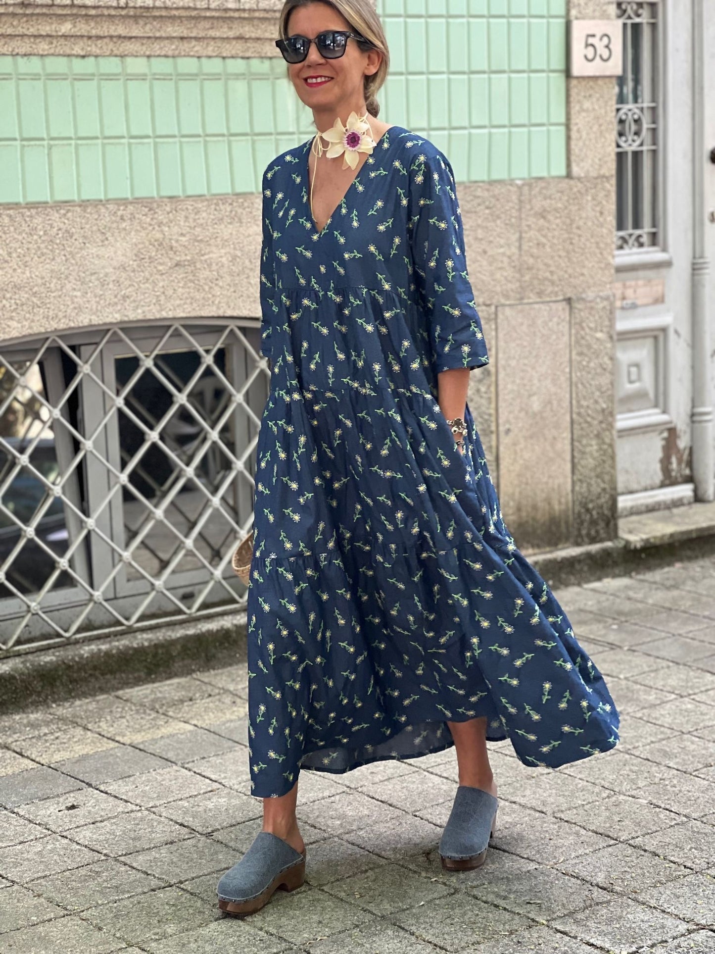 Vestido largo con volantes