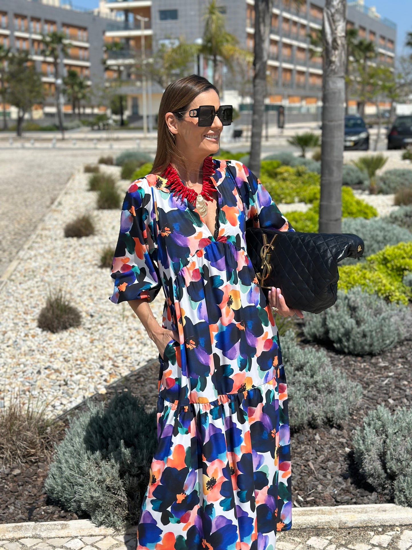 Vestido largo con volante