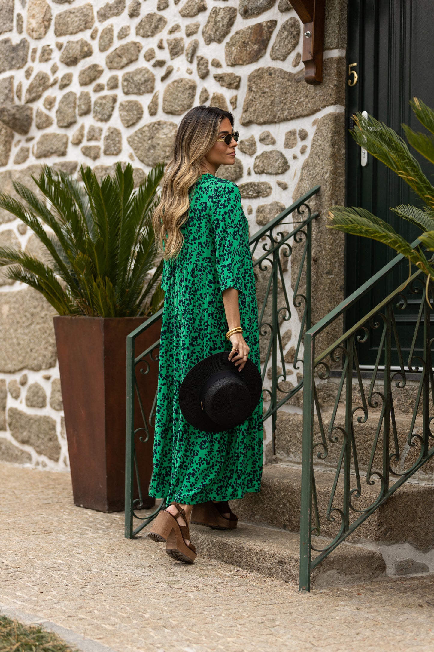 Vestido largo con volantes
