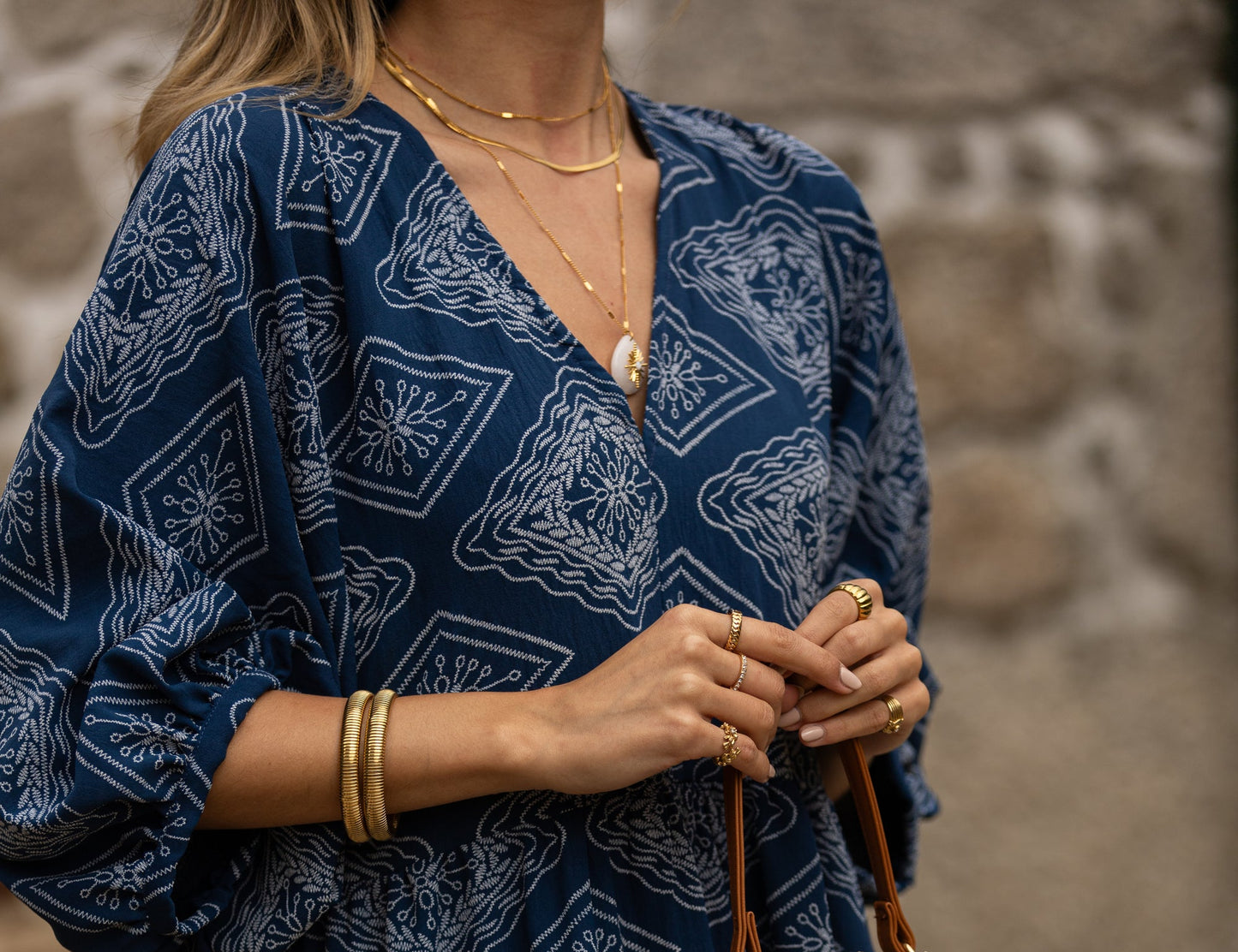 Collar largo con piedra
