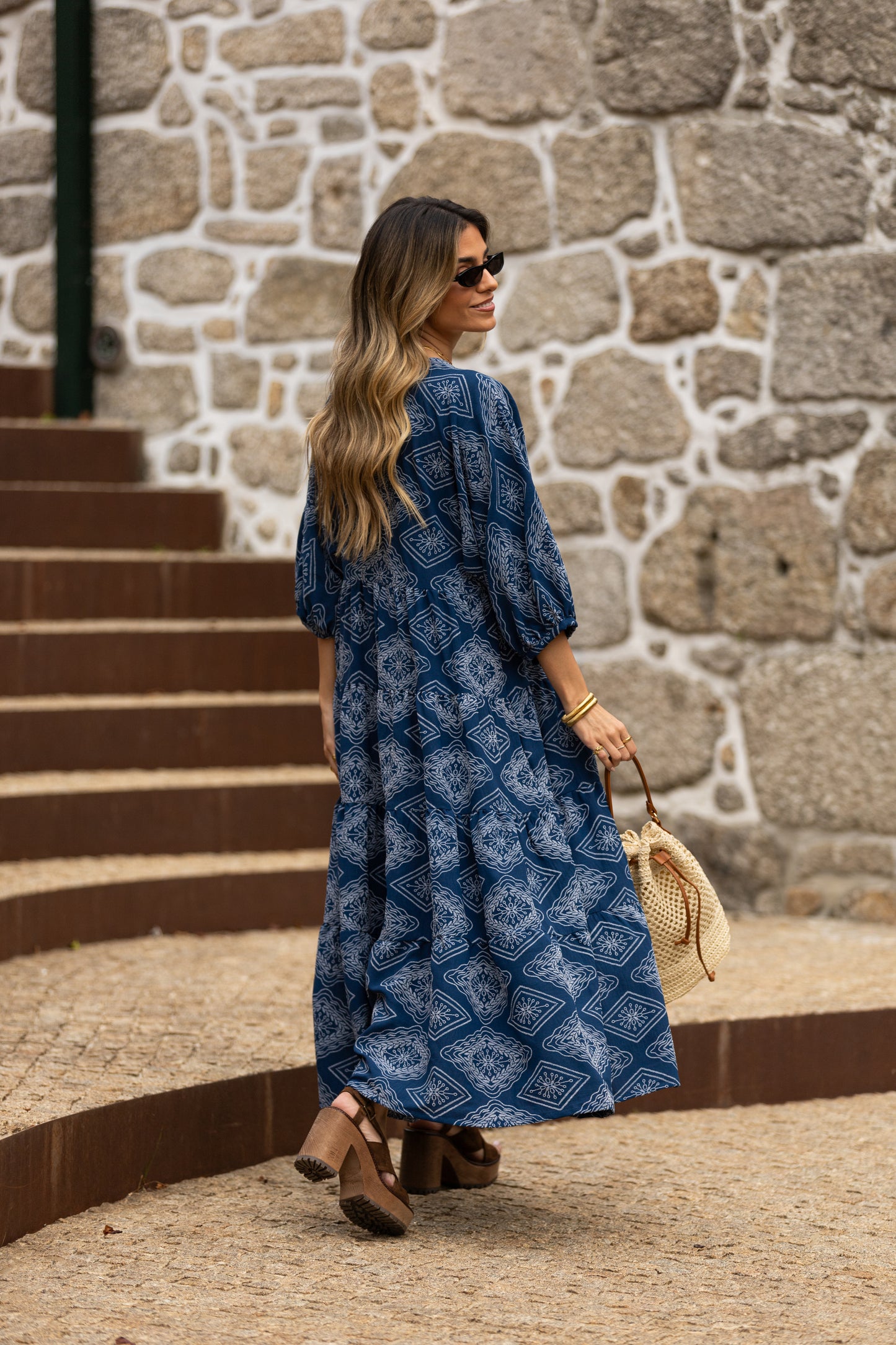Vestido largo con volantes