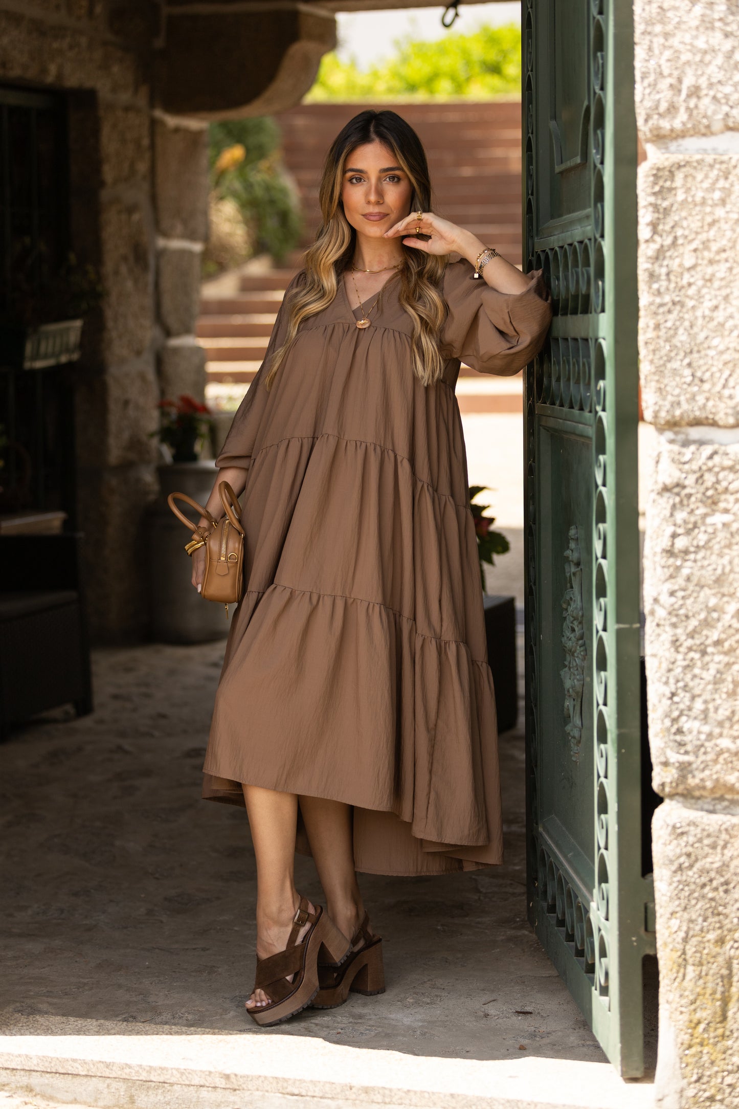 Vestido largo con volantes