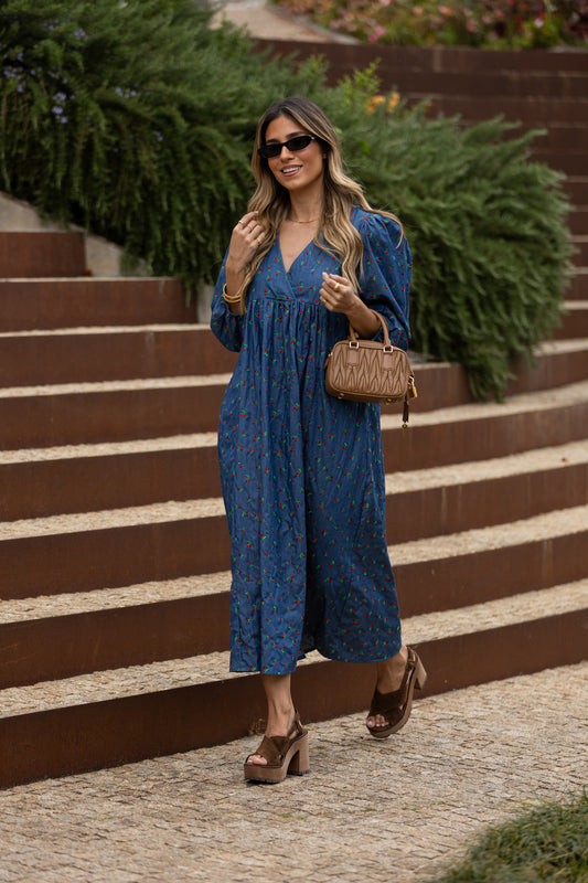 Vestido midi con volantes