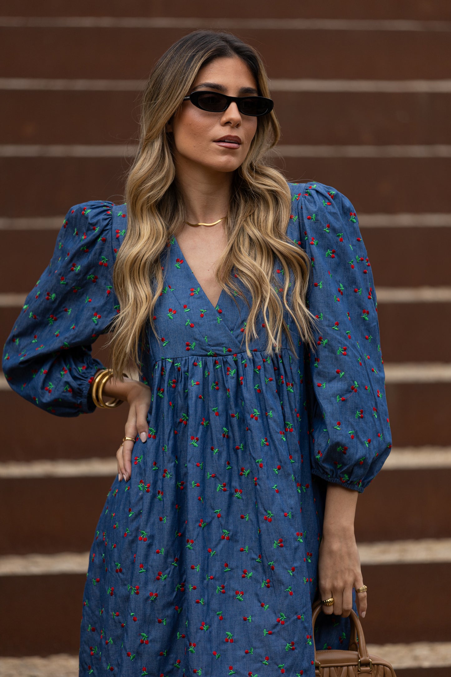 Vestido midi con volantes