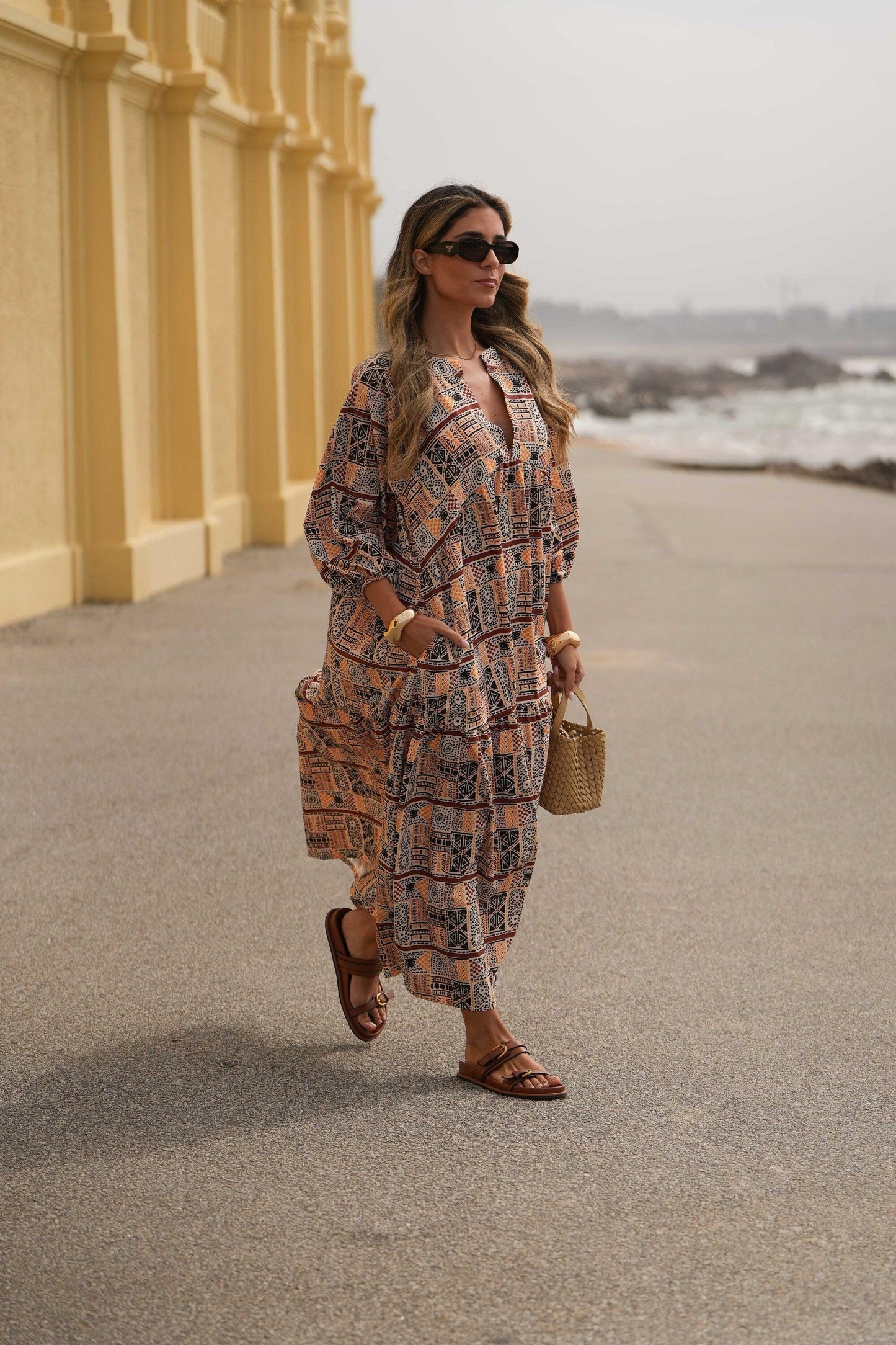 Vestido largo con volantes