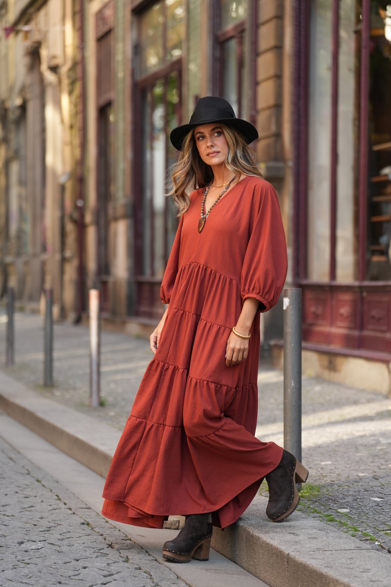 Vestido largo con volantes