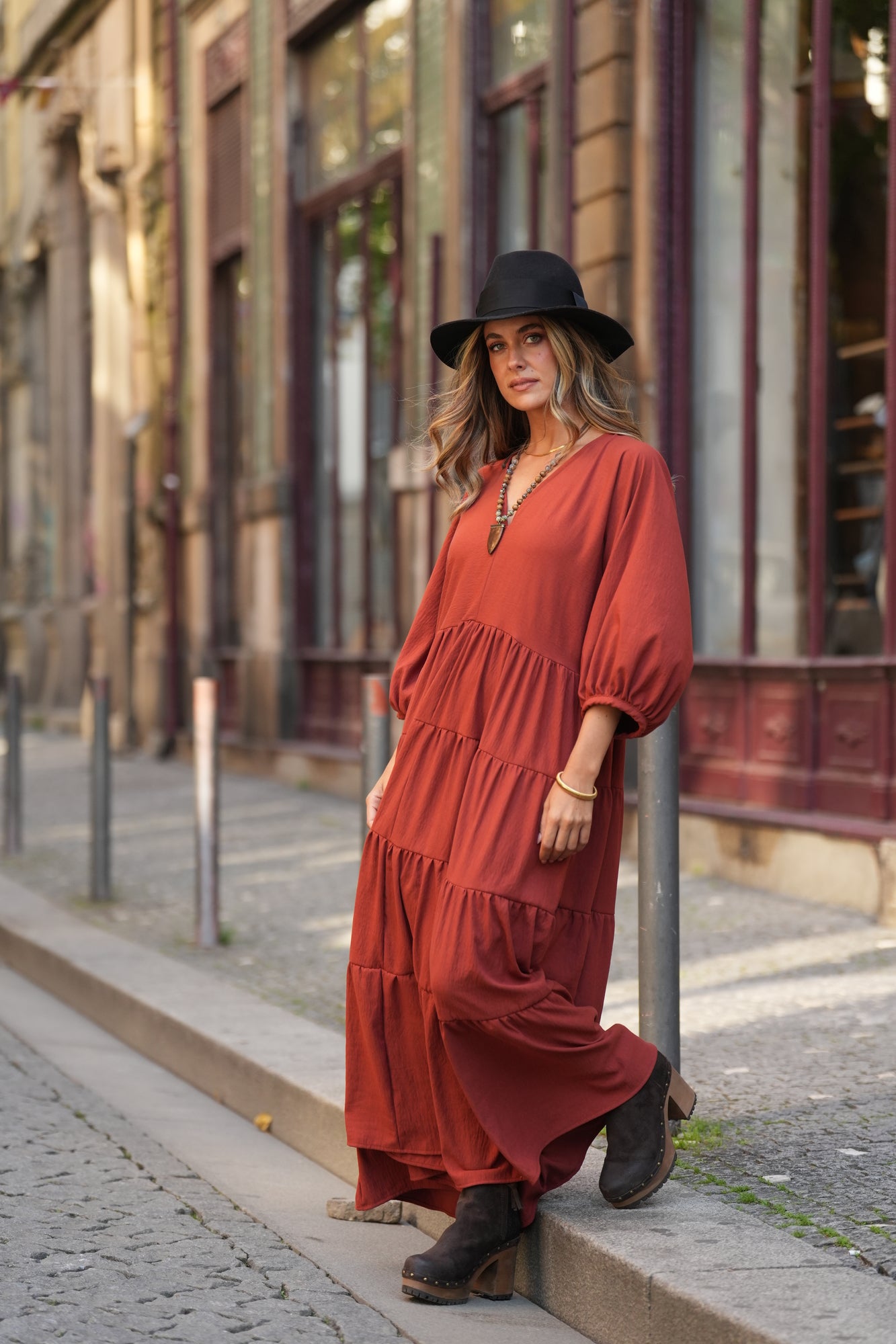 Vestido largo con volantes