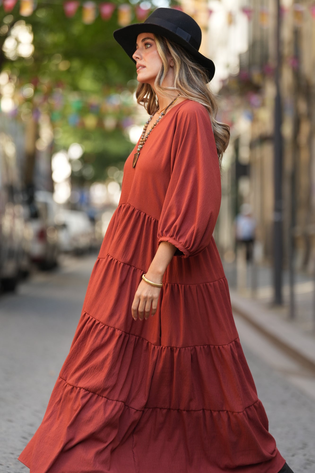 Vestido largo con volantes