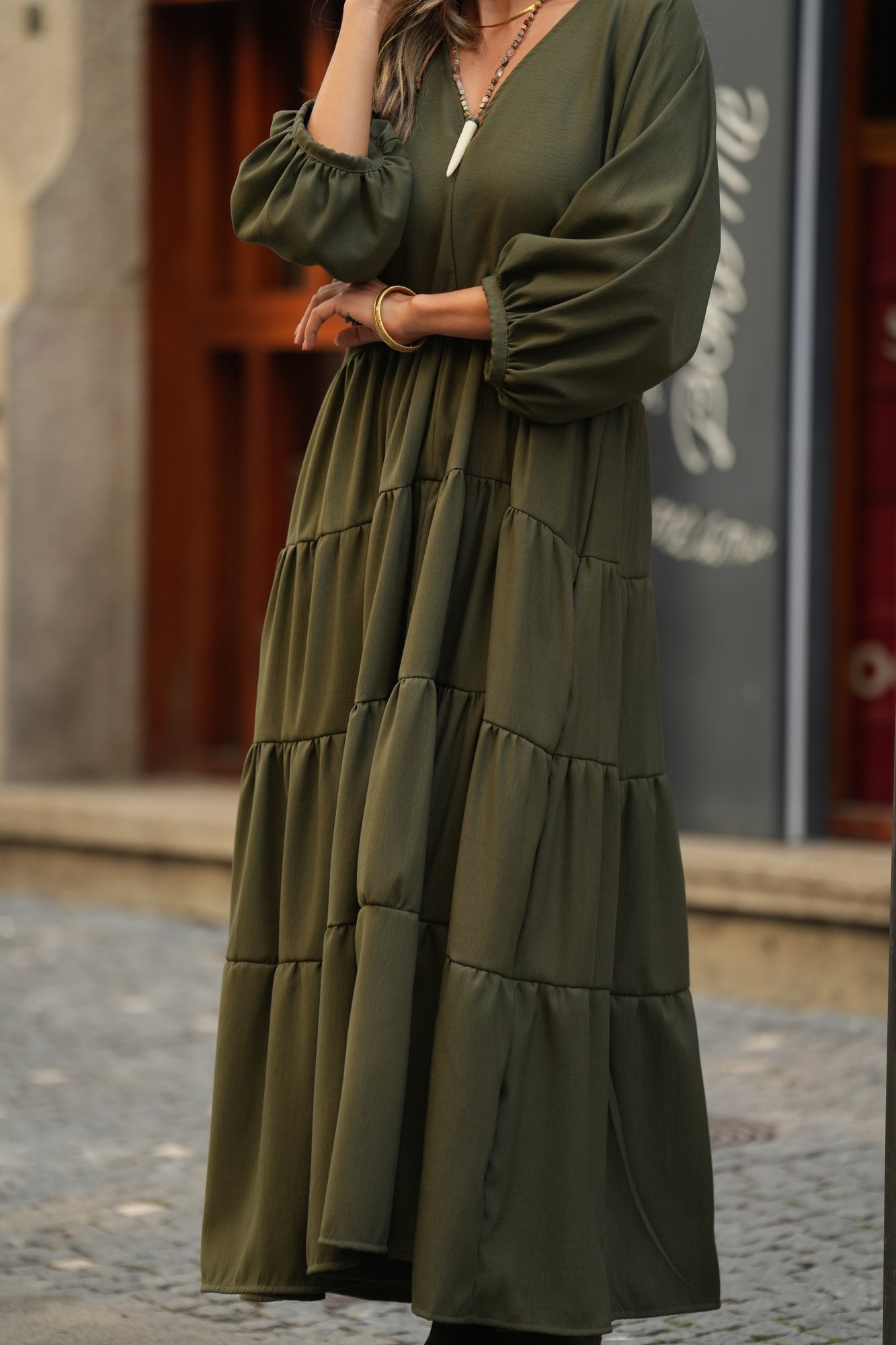 Vestido largo con volantes
