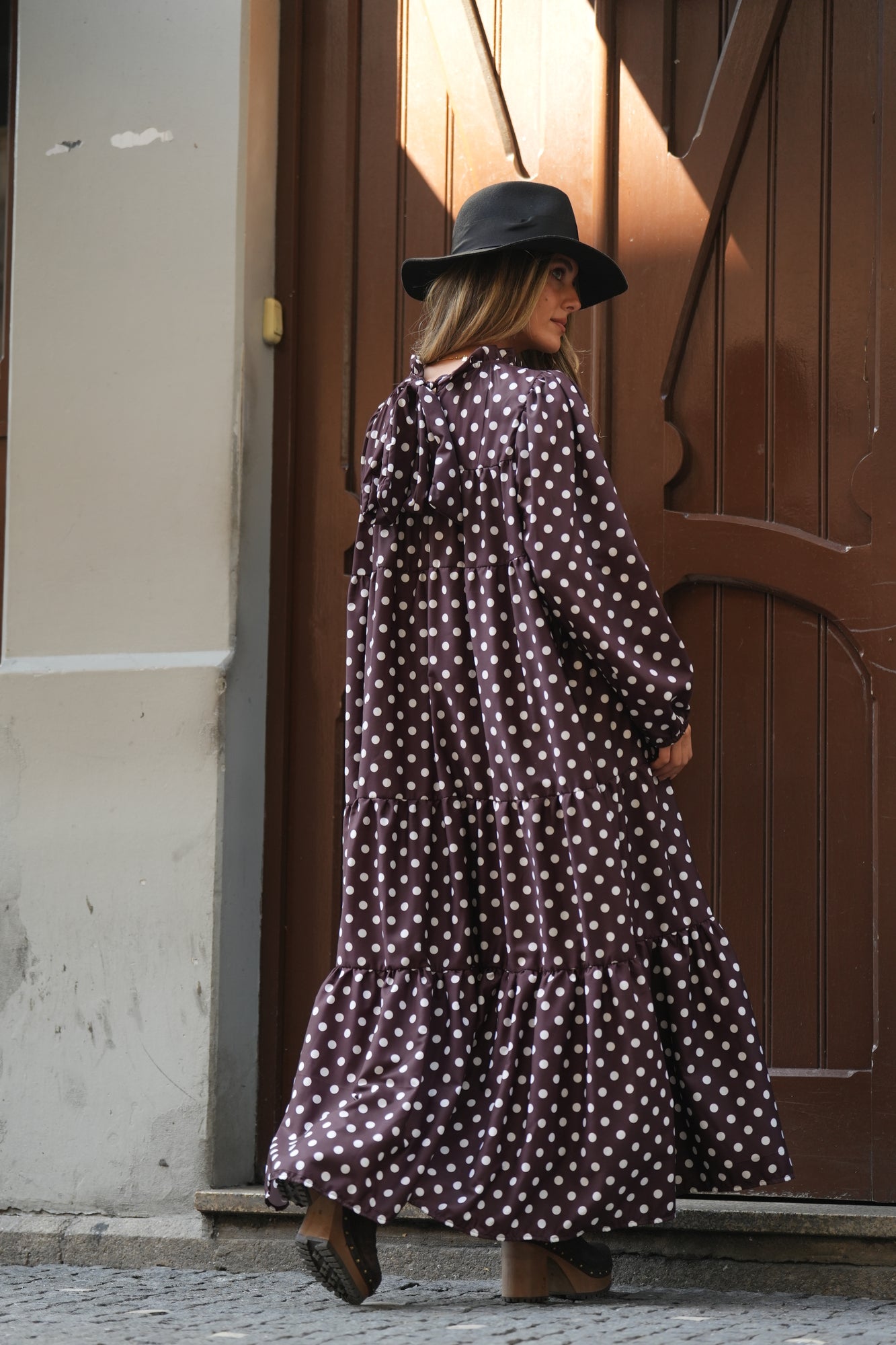Vestido largo con volantes