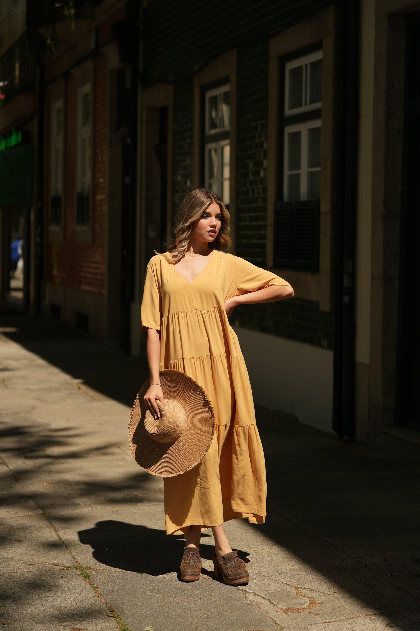 Vestido largo con volantes