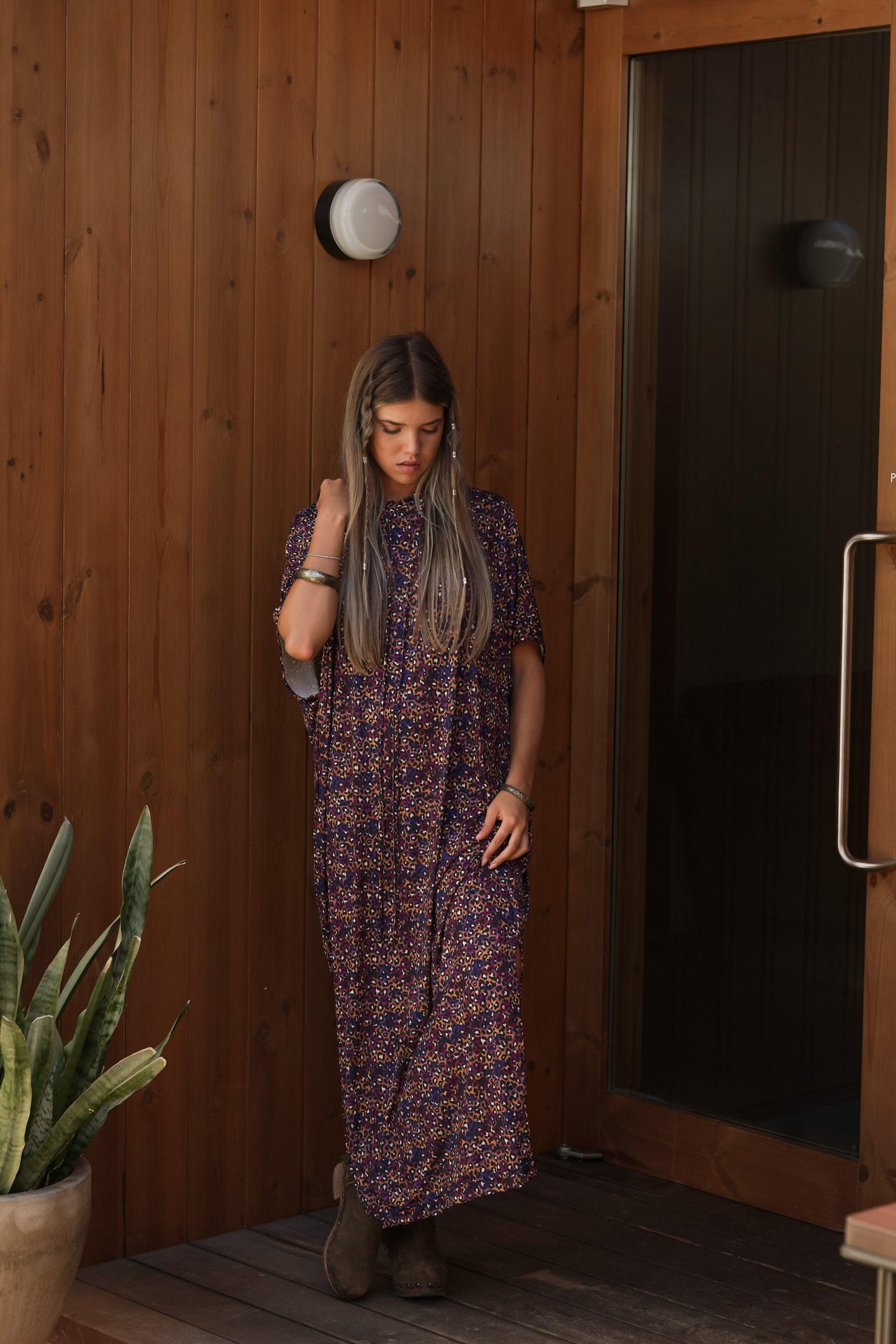 Vestido estampado con capucha