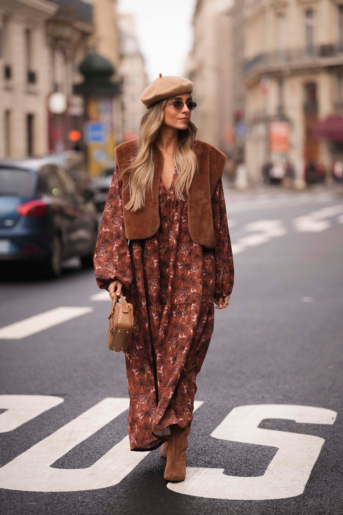 Vestido largo con volante