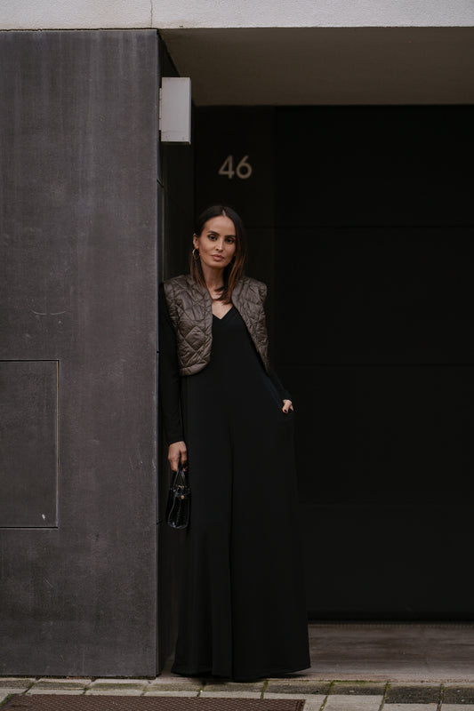 Mono largo de punto negro