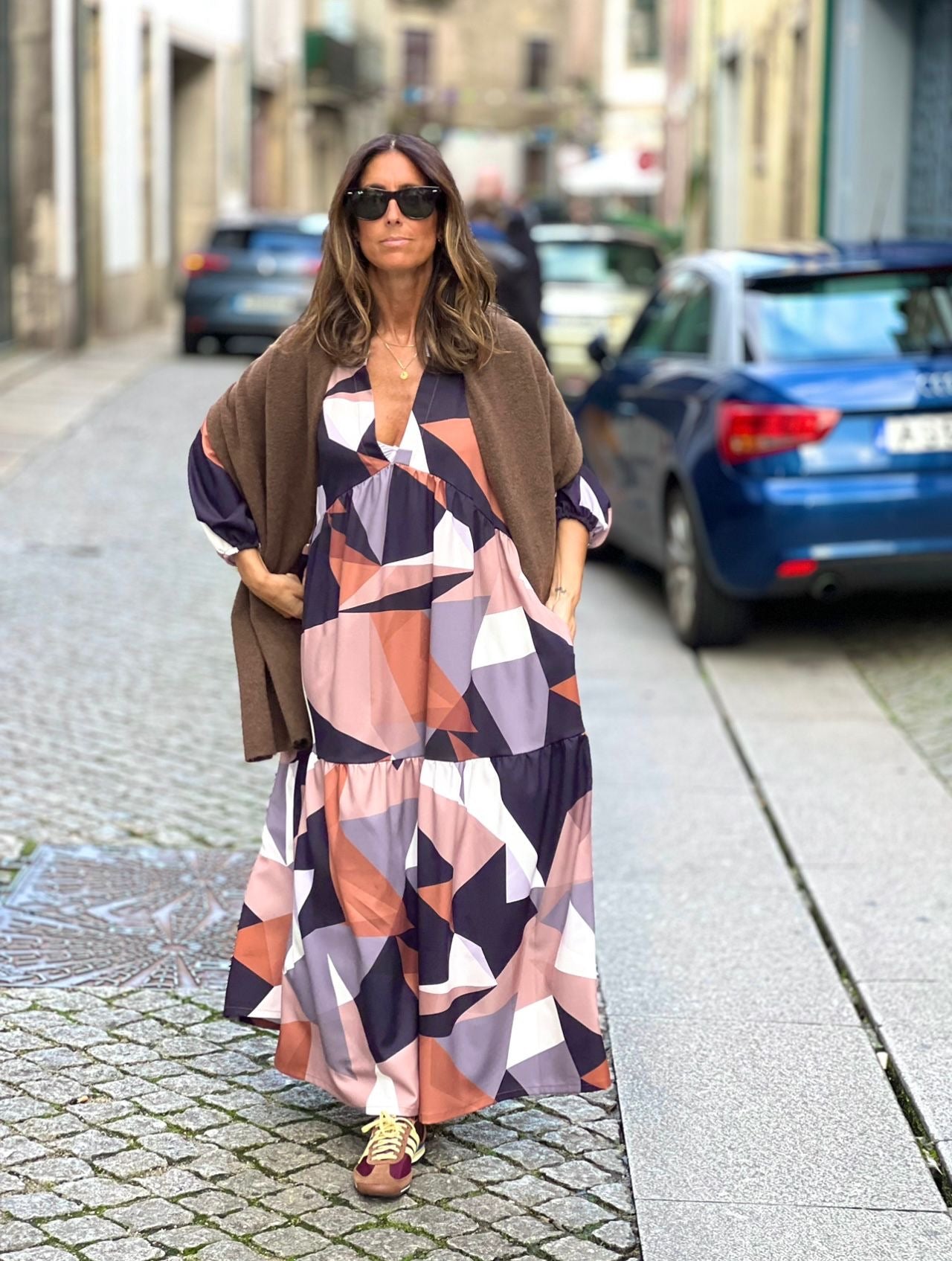 Vestido largo con volante