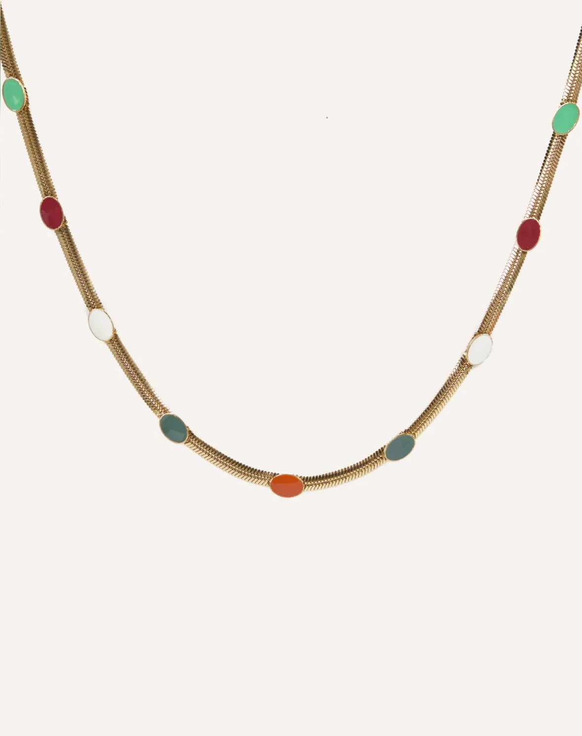 Collar corto dorado