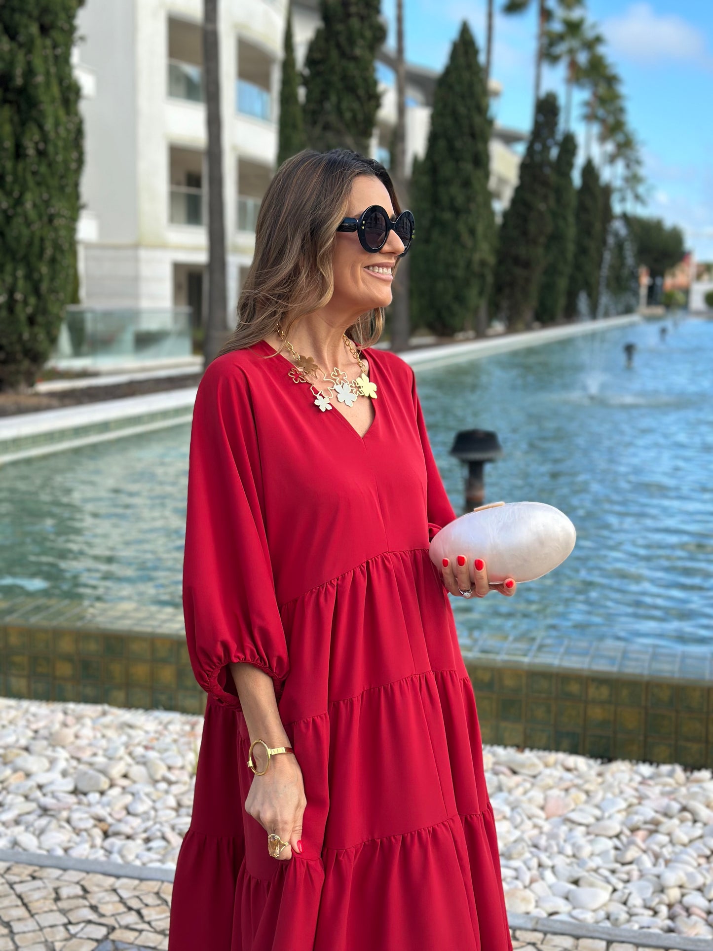 Vestido largo rojo con volantes