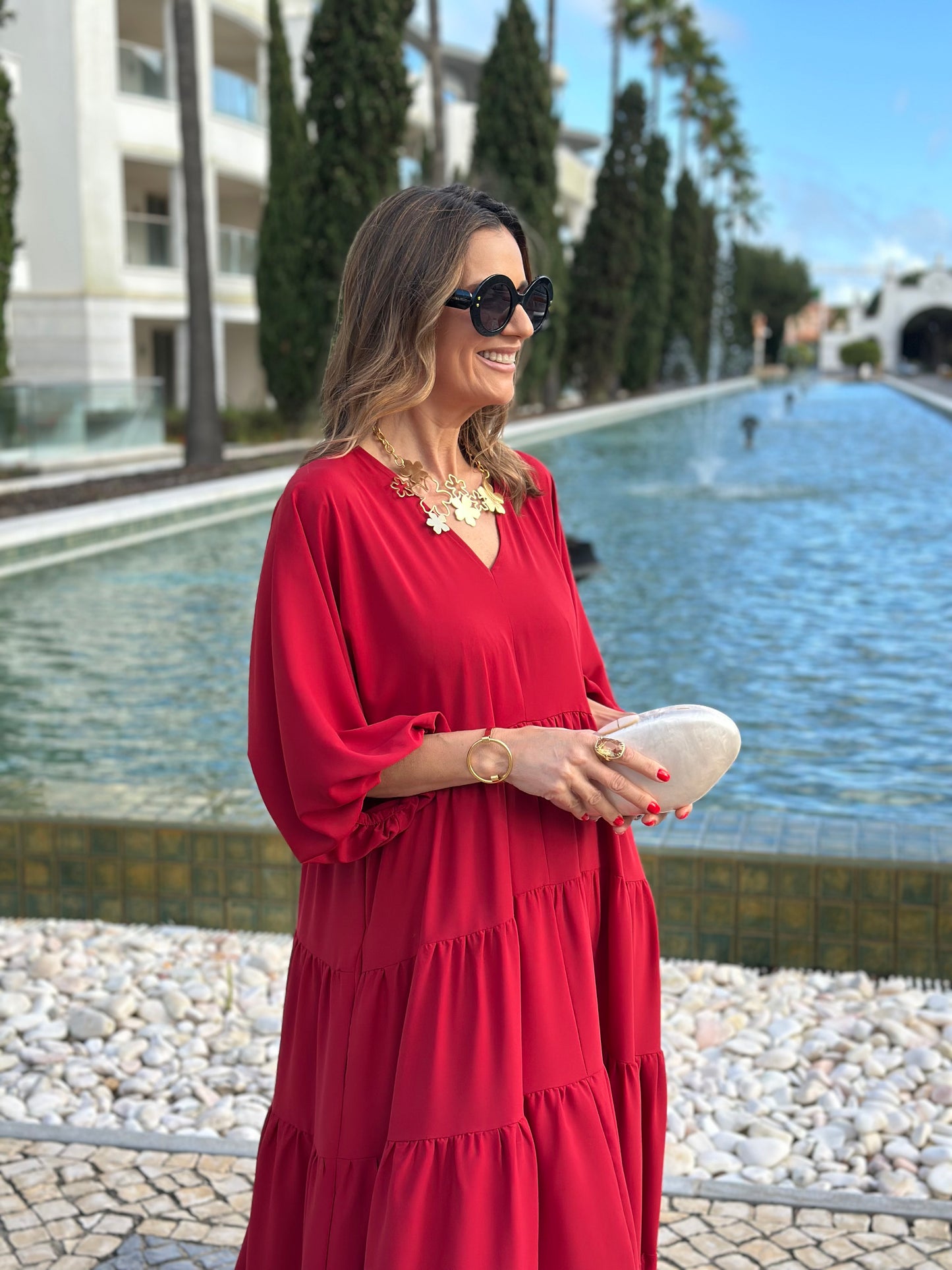 Vestido largo rojo con volantes