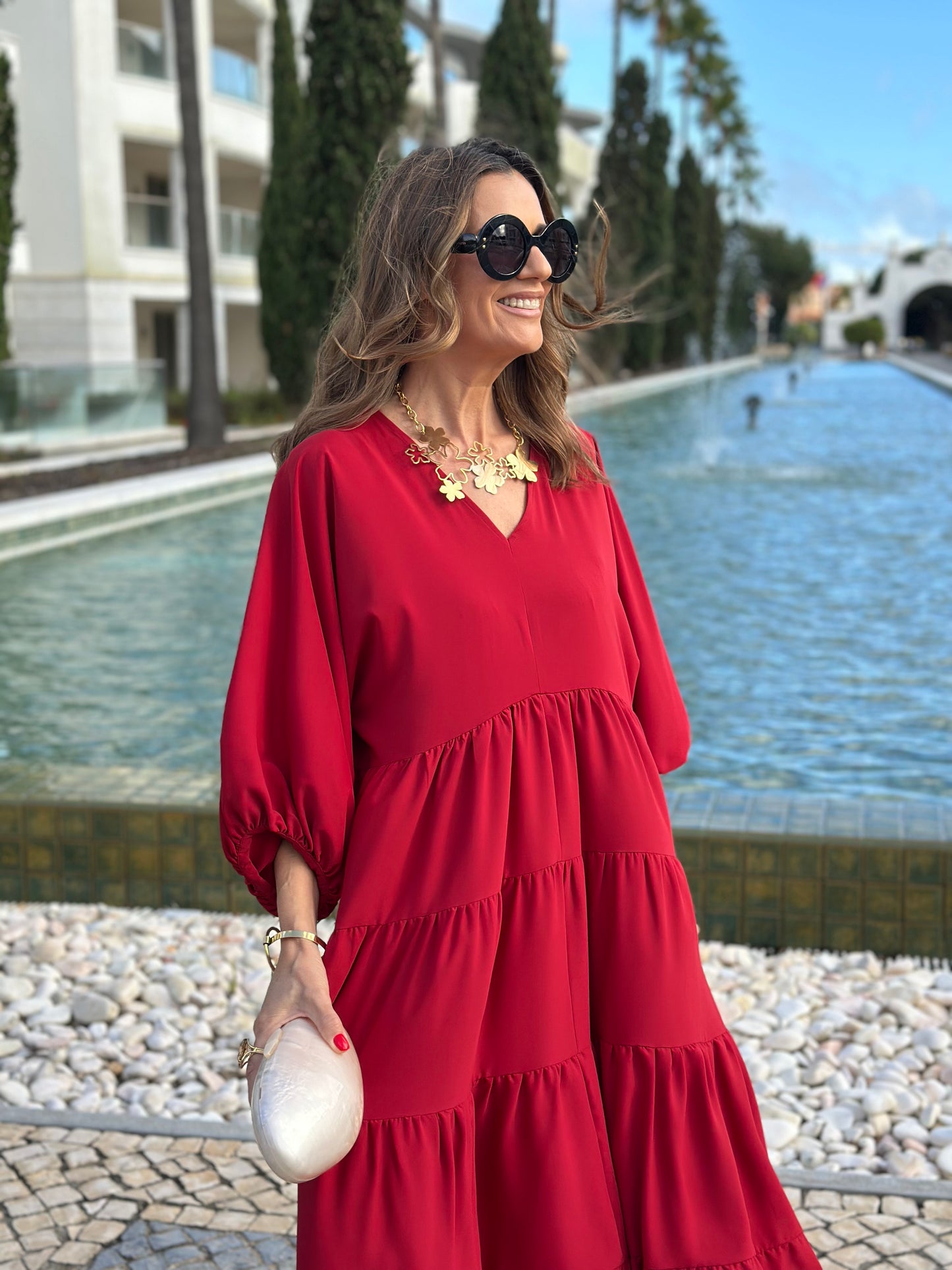 Vestido largo rojo con volantes