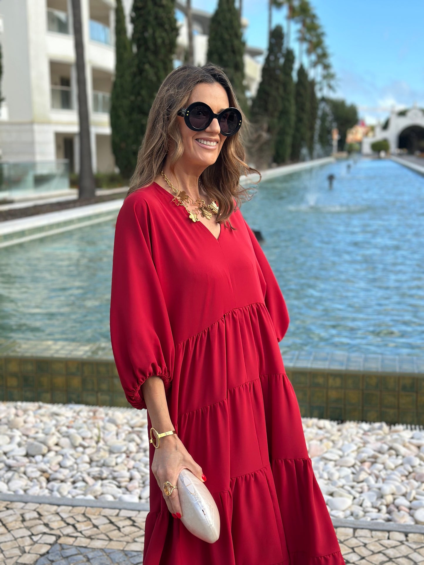 Vestido largo rojo con volantes