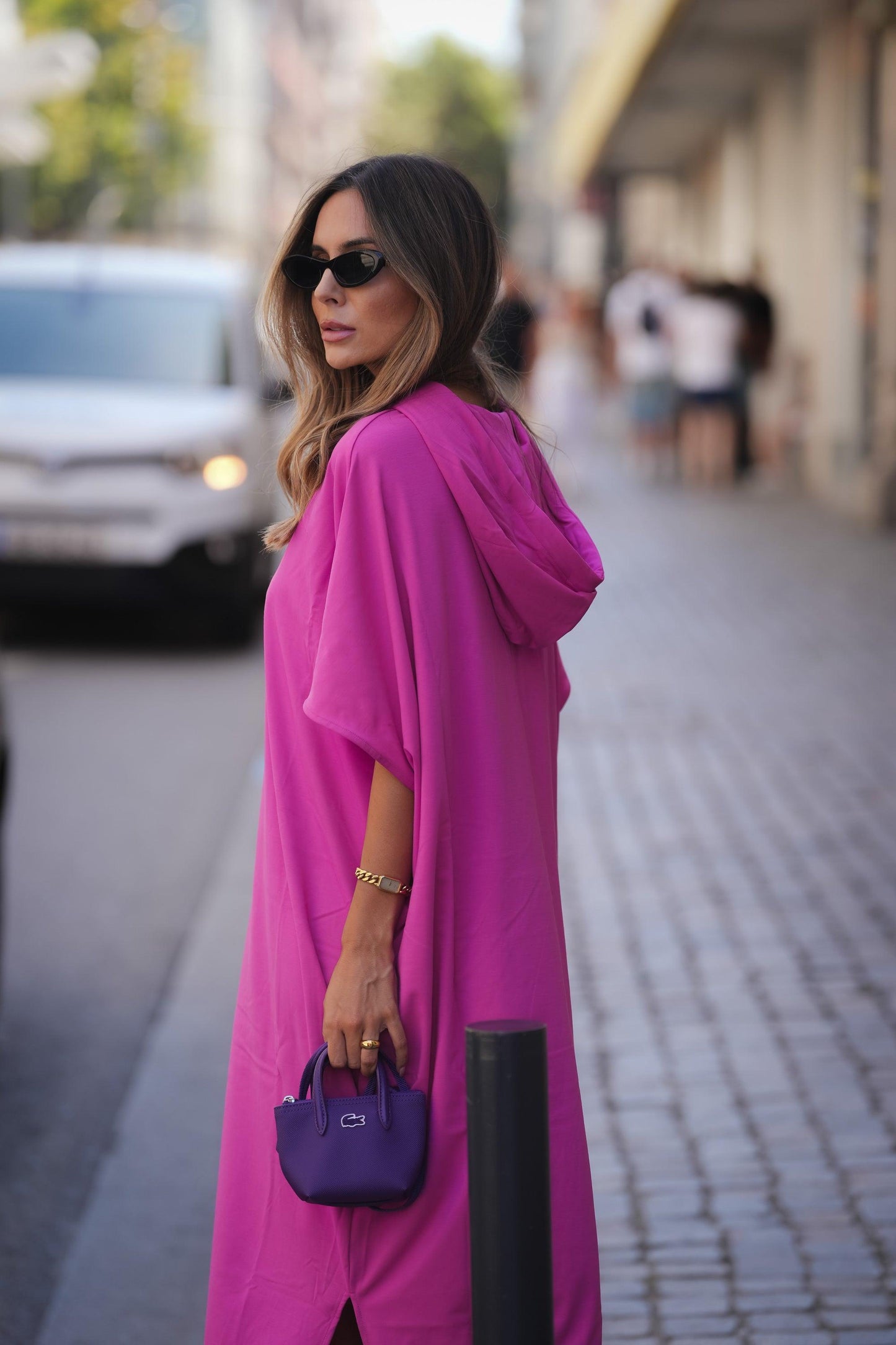Vestido de punto con capucha