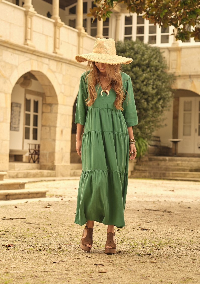 Vestido largo con volantes