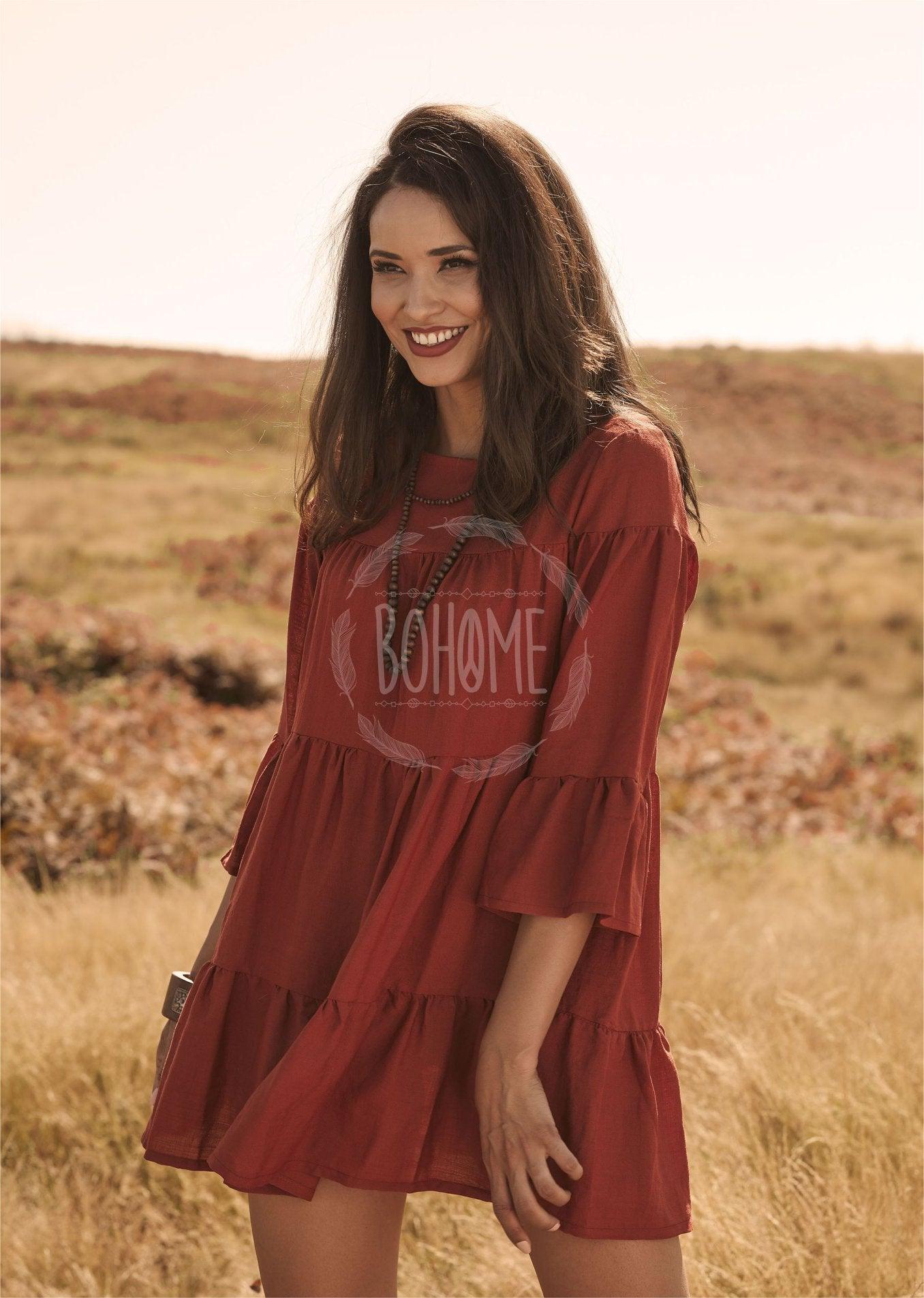 Vestido corto con volantes