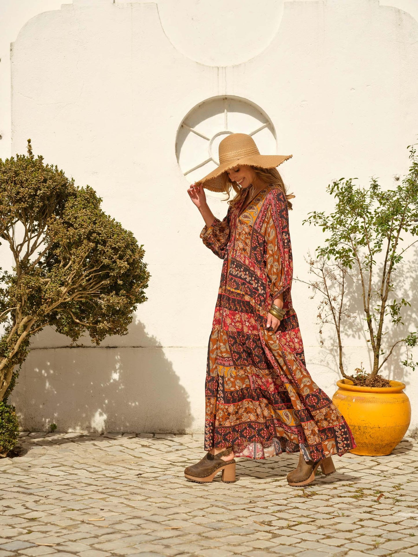 Vestido largo con volantes