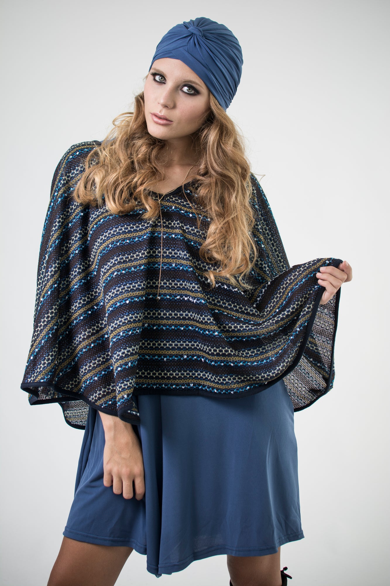 <transcy>Capa de punto</transcy>