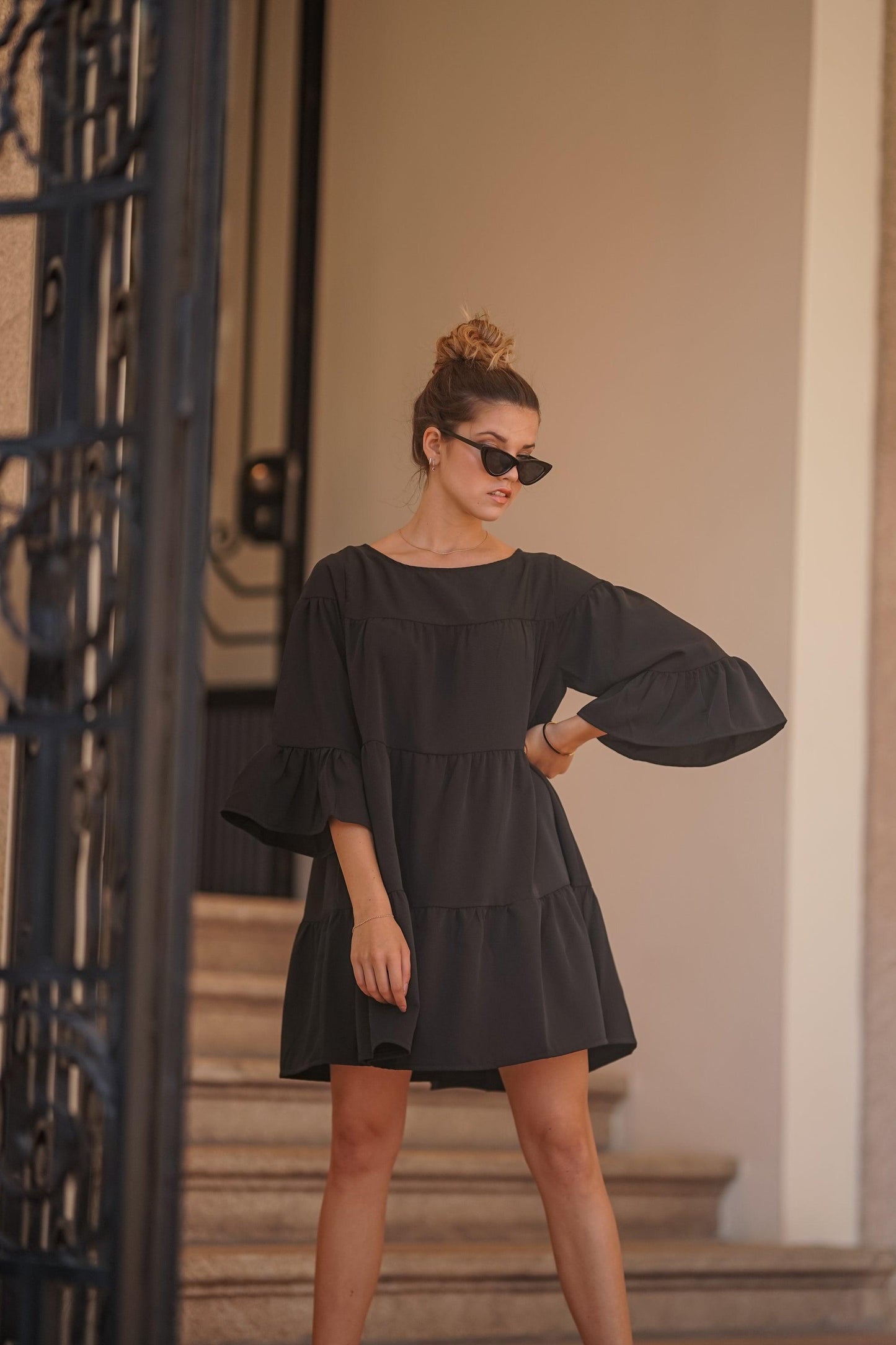 <transcy>Vestido corto </transcy>