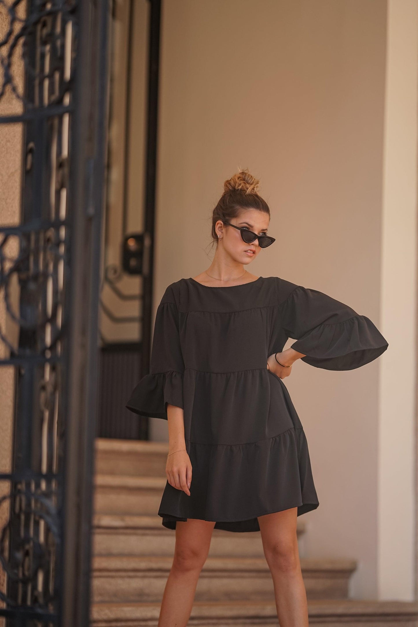 <transcy>Vestido corto </transcy>
