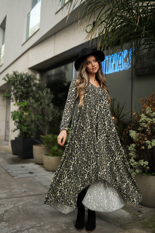 vestido largo asimétrico