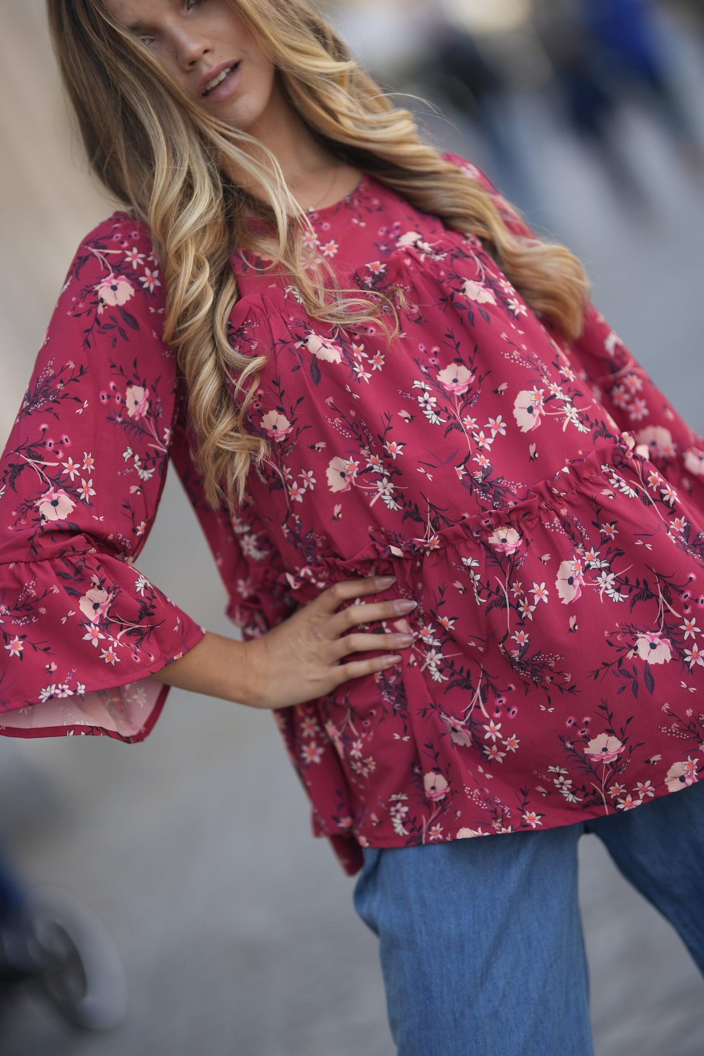 <transcy>Blusa con volantes</transcy>