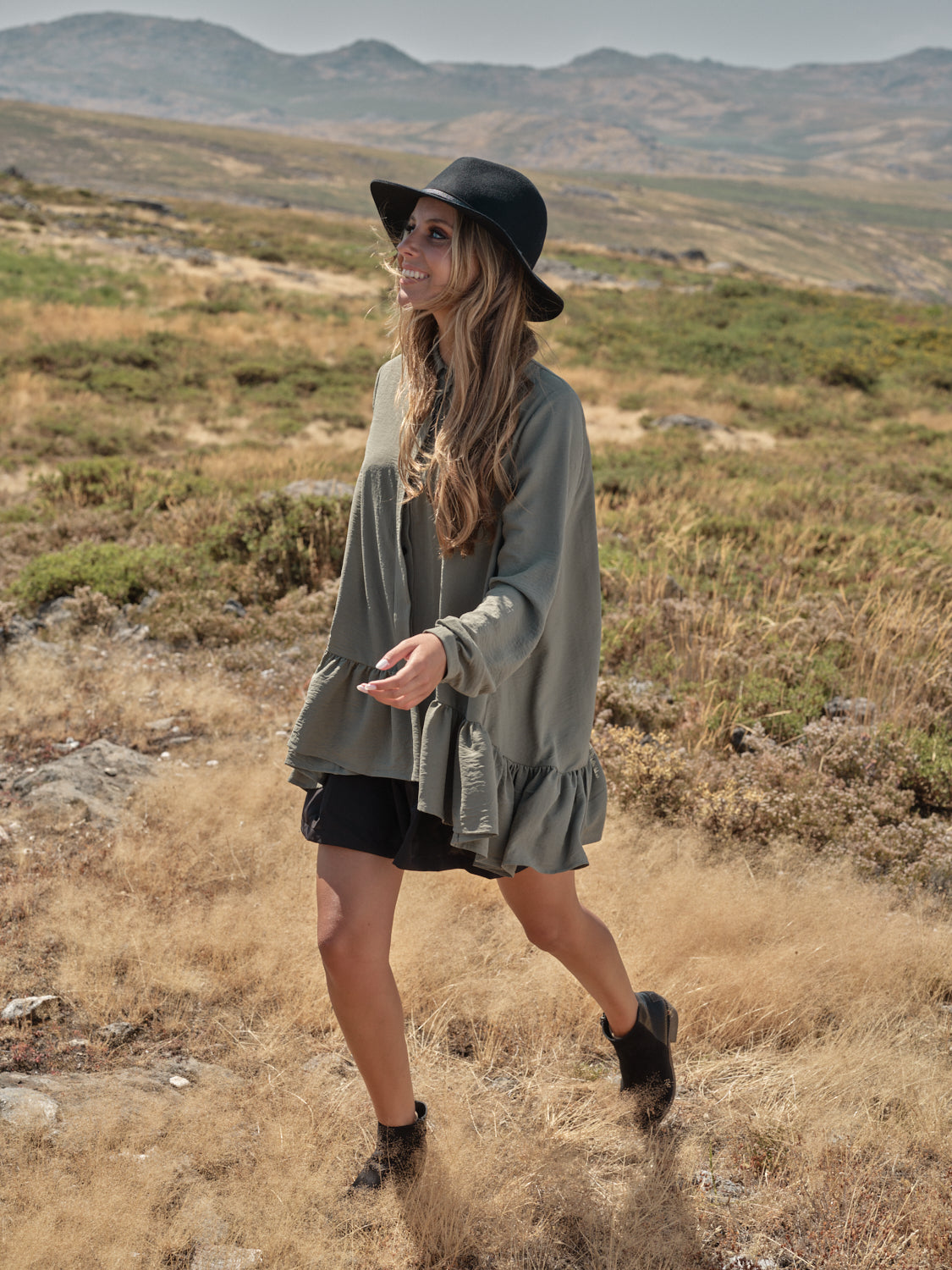 blusa con volante