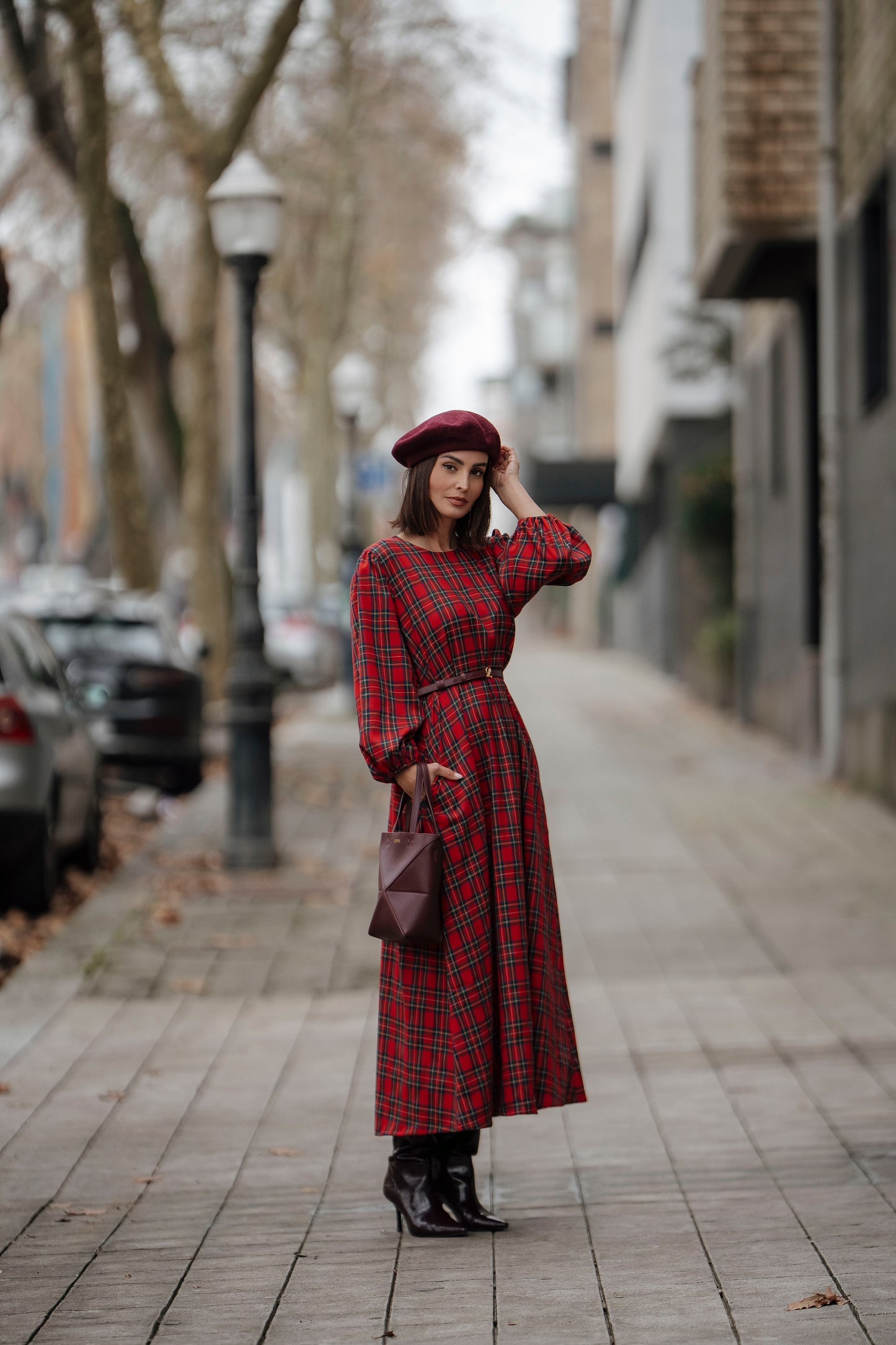 Vestido largo de cuadros rojos