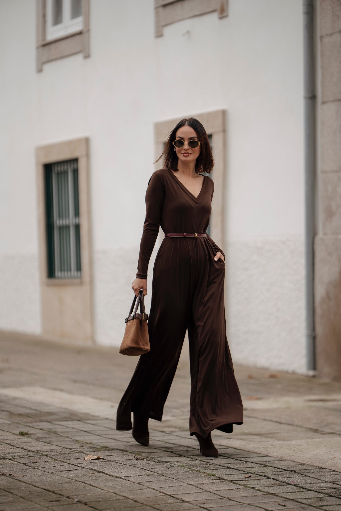 Mono largo de punto negro