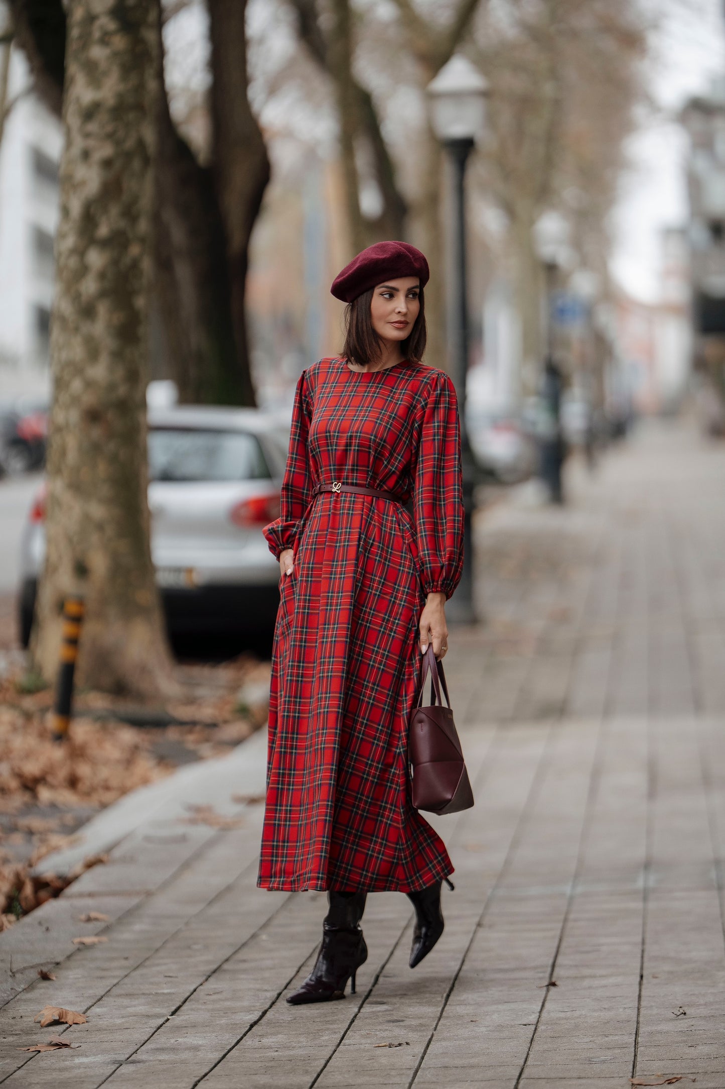 Vestido largo de cuadros rojos