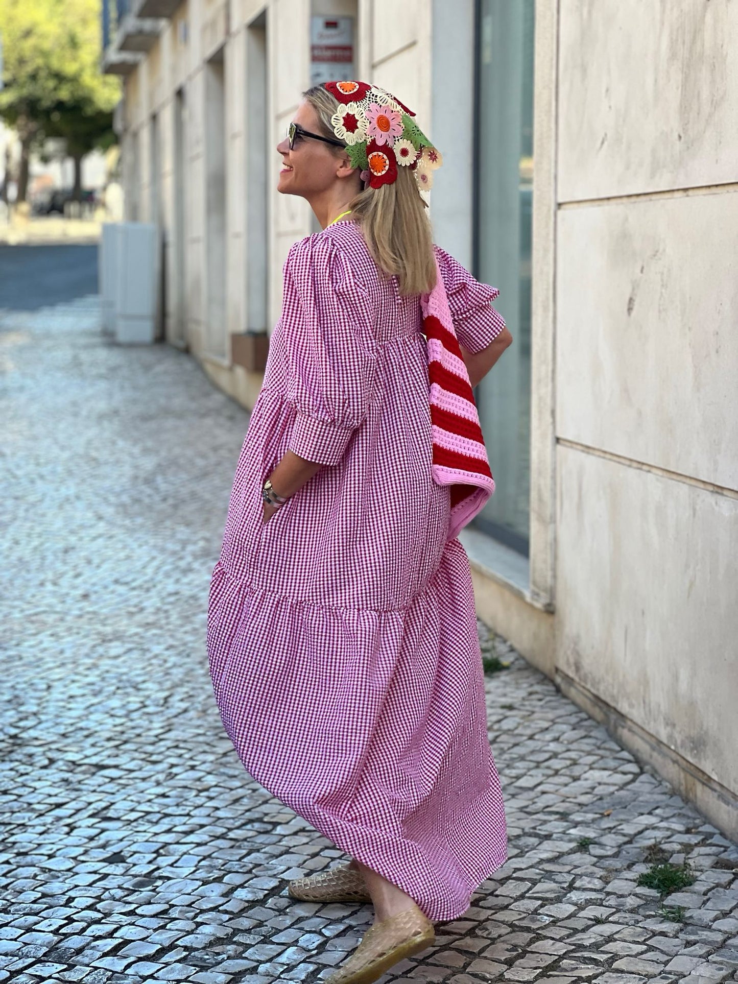 Vestido comprido com folho