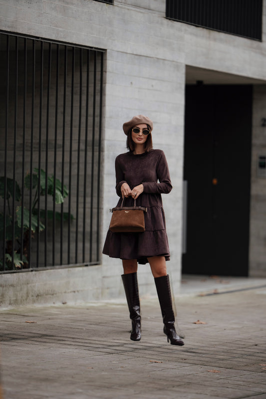 Vestido corto de terciopelo marrón