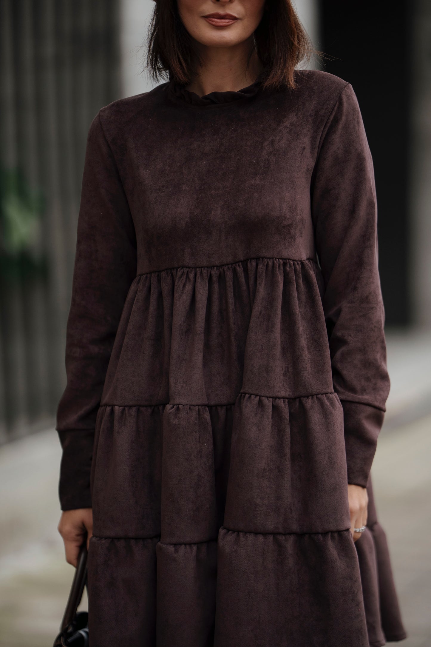 Vestido corto de terciopelo marrón