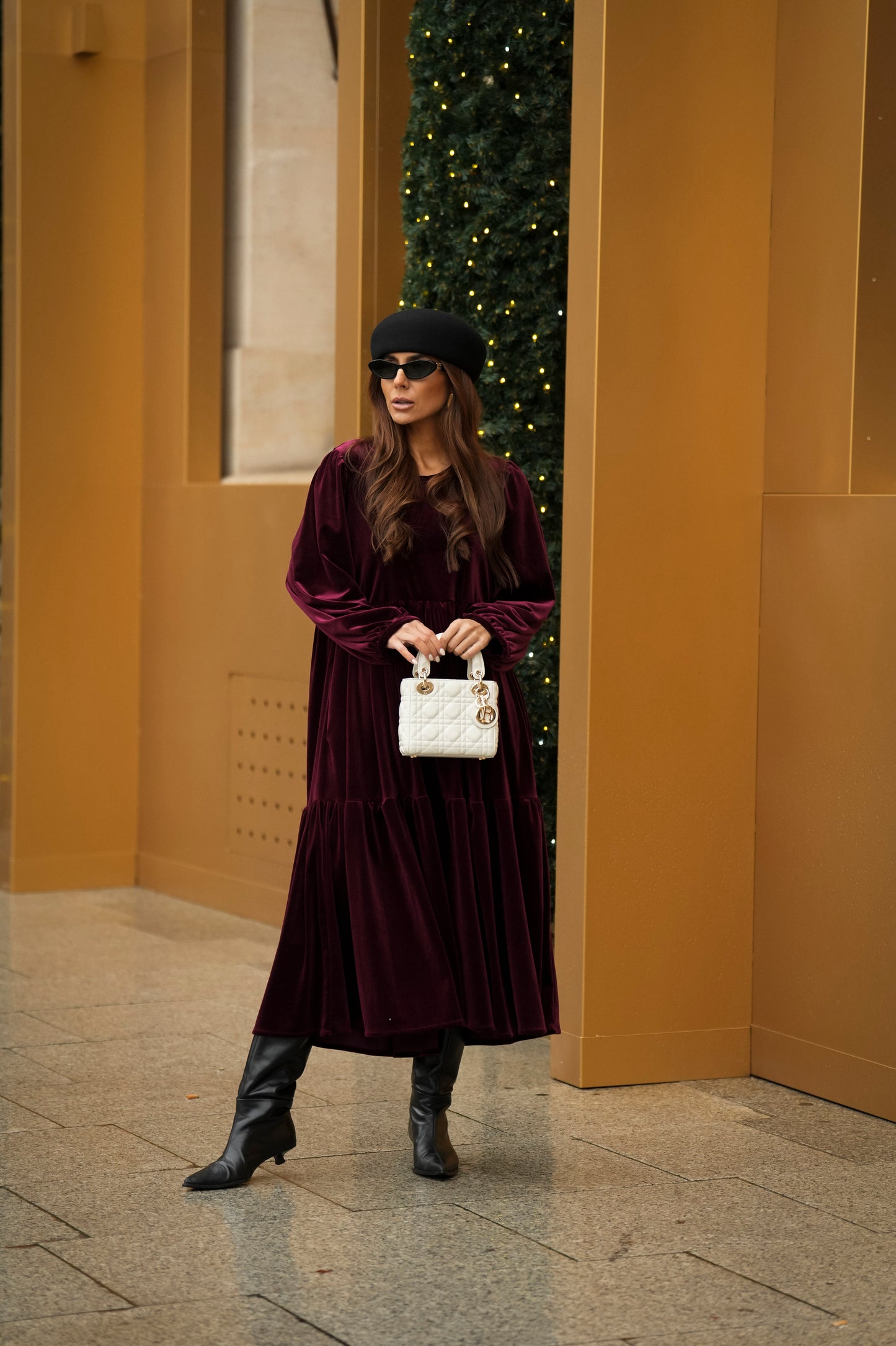 Vestido largo con volantes en terciopelo