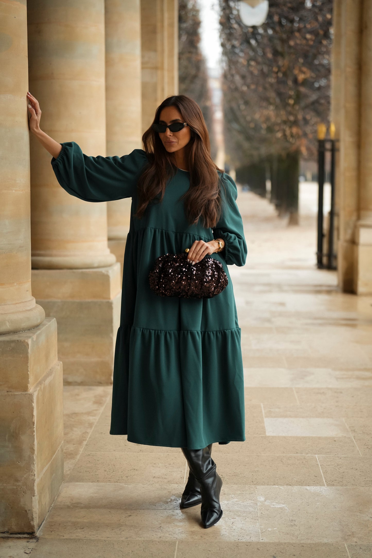 Vestido largo con volantes en verde