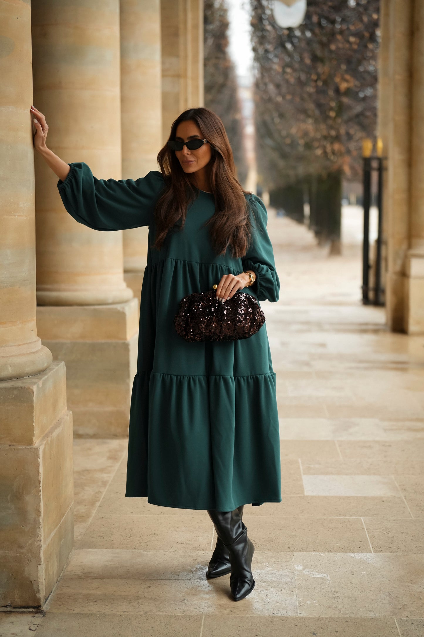 Vestido largo con volantes en verde