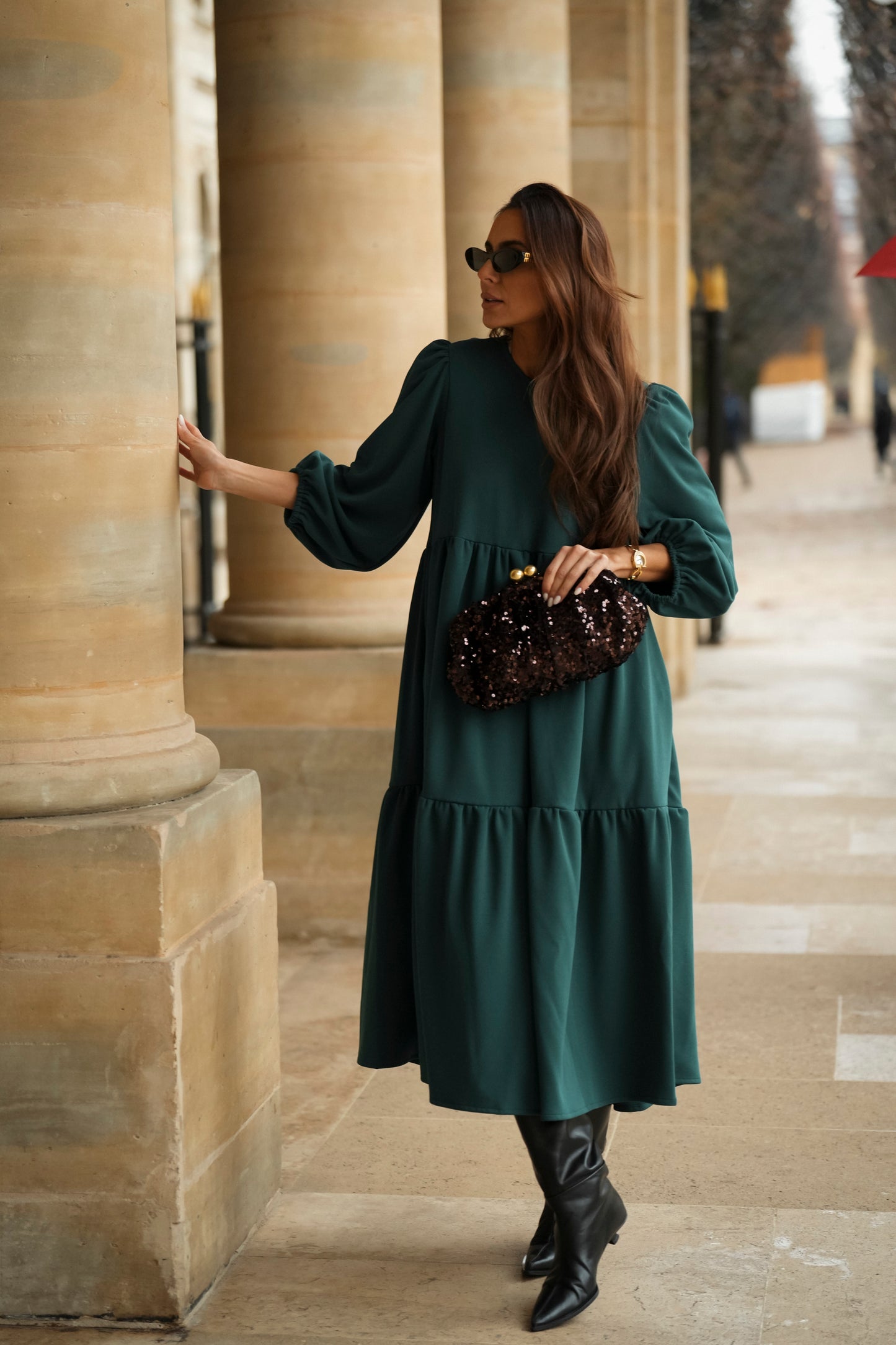 Vestido largo con volantes en verde