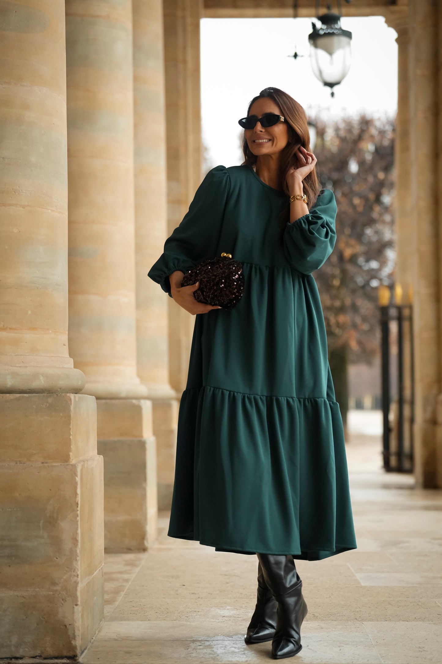 Vestido largo con volantes en verde