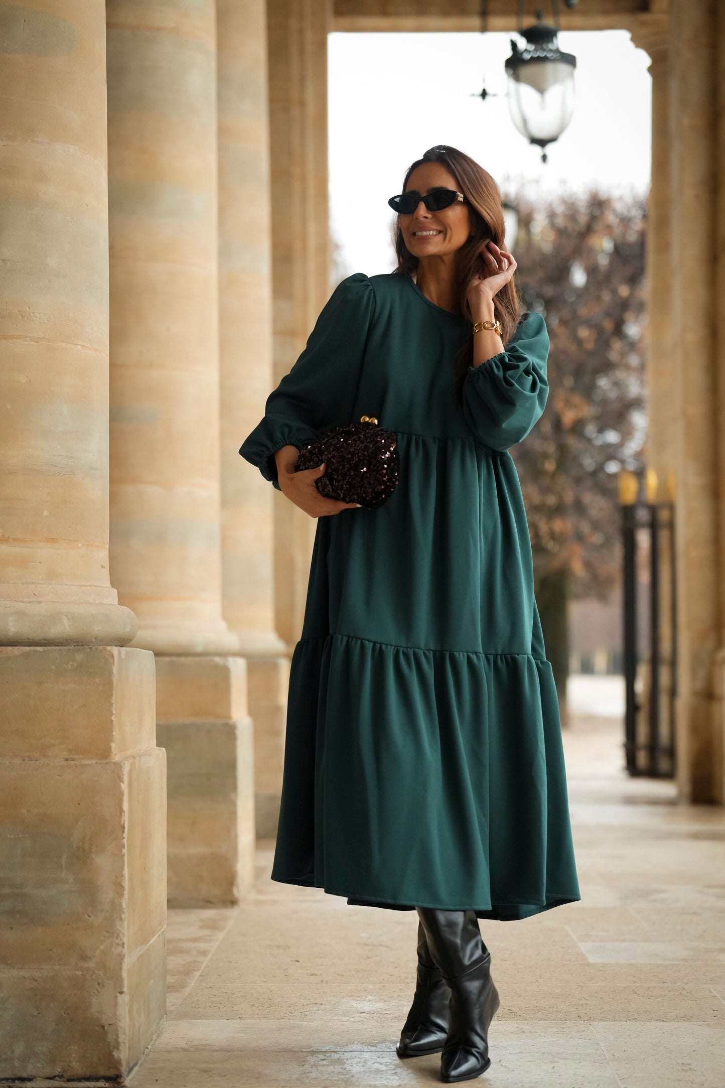 Vestido largo con volantes en verde