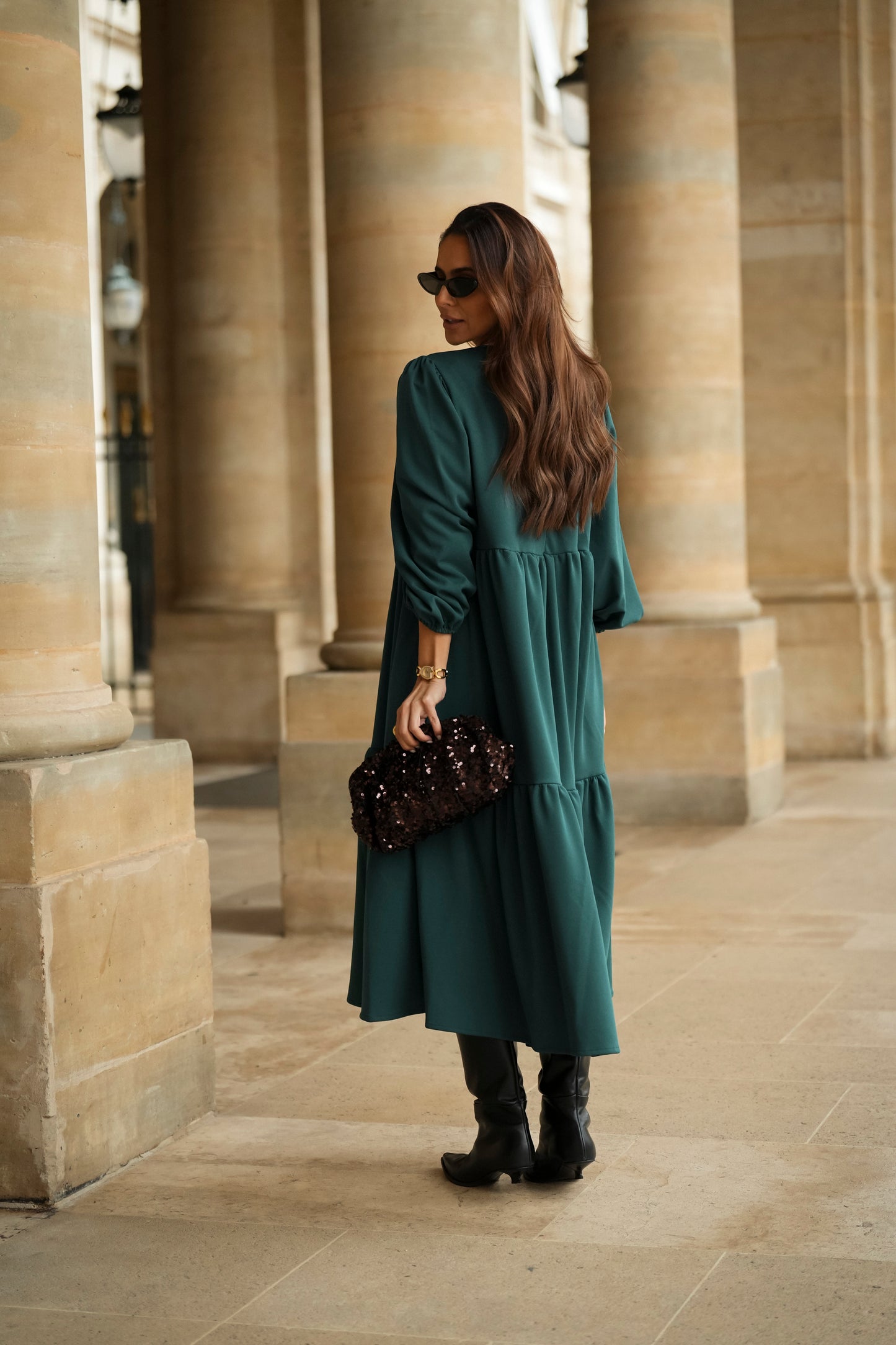 Vestido largo con volantes en verde