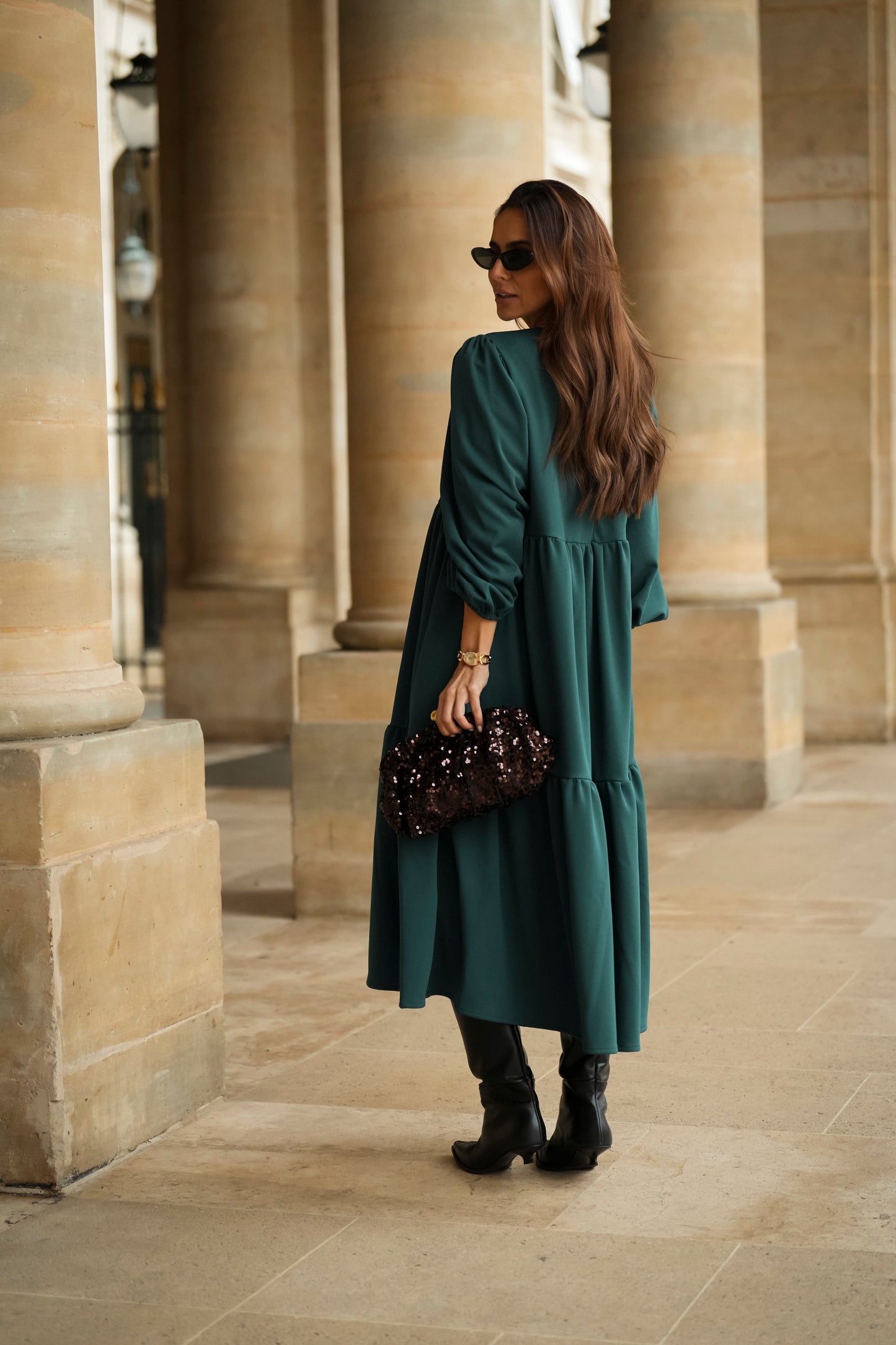 Vestido largo con volantes en verde