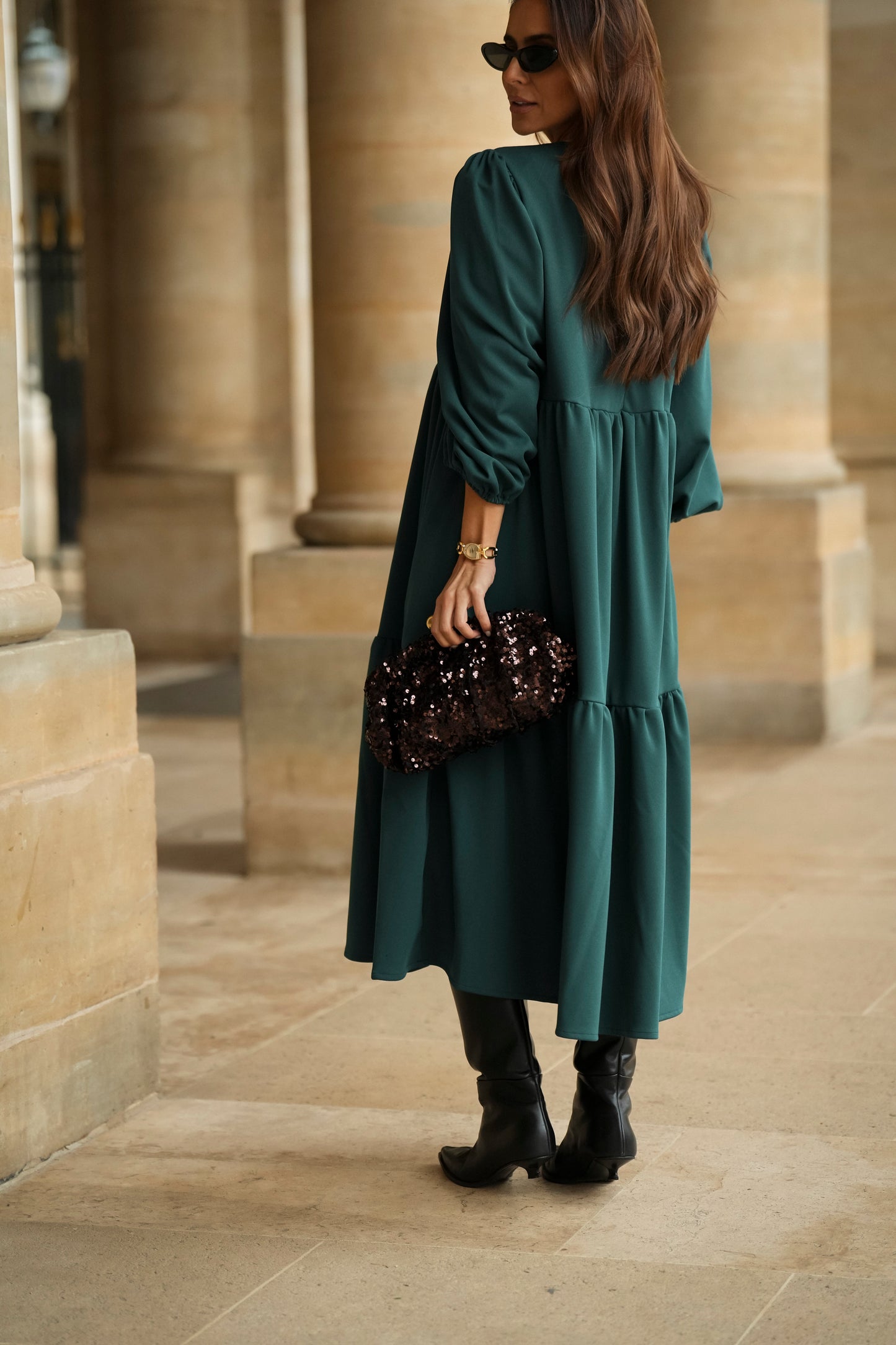 Vestido largo con volantes en verde